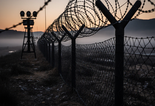 DMZ 지뢰 폭발 현장 합동 조사 착수... 진실을 가리려는 의도적인 지연인가?