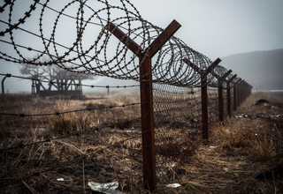 김여정, DMZ 폭발 책임 부인하며 남측의 긴장 완화 요구 조롱