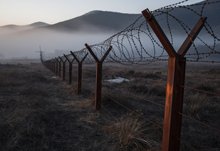 DMZ 지뢰 폭발 책임 북한 지목... 통일부 장관 유럽 순방 일정 단축