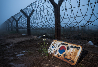 DMZ 지뢰 폭발과 '근본적 평화'의 역설: 또다시 반복되는 대화론
