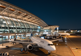 인천국제공항, 누적 여객 10억 명 돌파... 세계 주요 허브 중 가장 빠른 기록