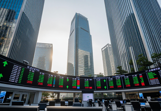 코스피(KOSPI) 7,096.89로 마감, 전 거래일 대비 299.19포인트 상승