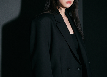 그림자 속의 시선