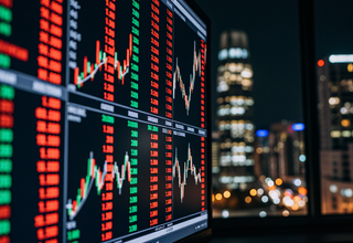 KOSPI 200 주요 종목 종가 현황: 상승과 하락의 기록