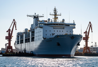 HD현대중고업, 페루 해군 상륙지원함 진수 성공! 🚢