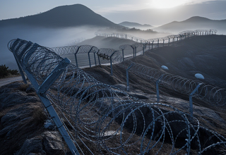 합참, 최근 DMZ 폭발 지역 내 북한 지뢰 제거 작전 개시 발표